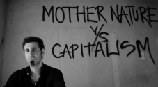 Tankian a plus, y'en a encore.